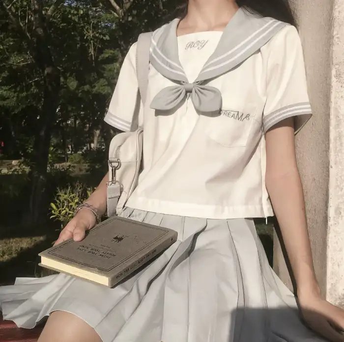探长与海:在黑森林中独行